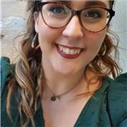 Profesora de inglés con experiencia, apta para todas las edades.